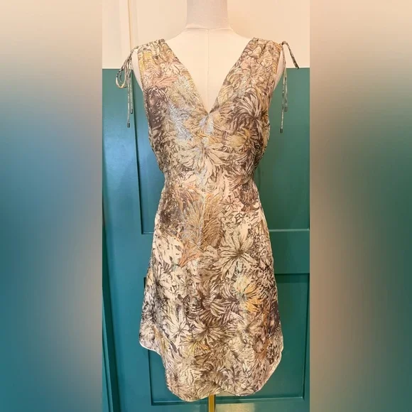 Haute Hippie iridescent dress -gotta see to believe-sexy with gold highlights XS - Picture 4 of 12